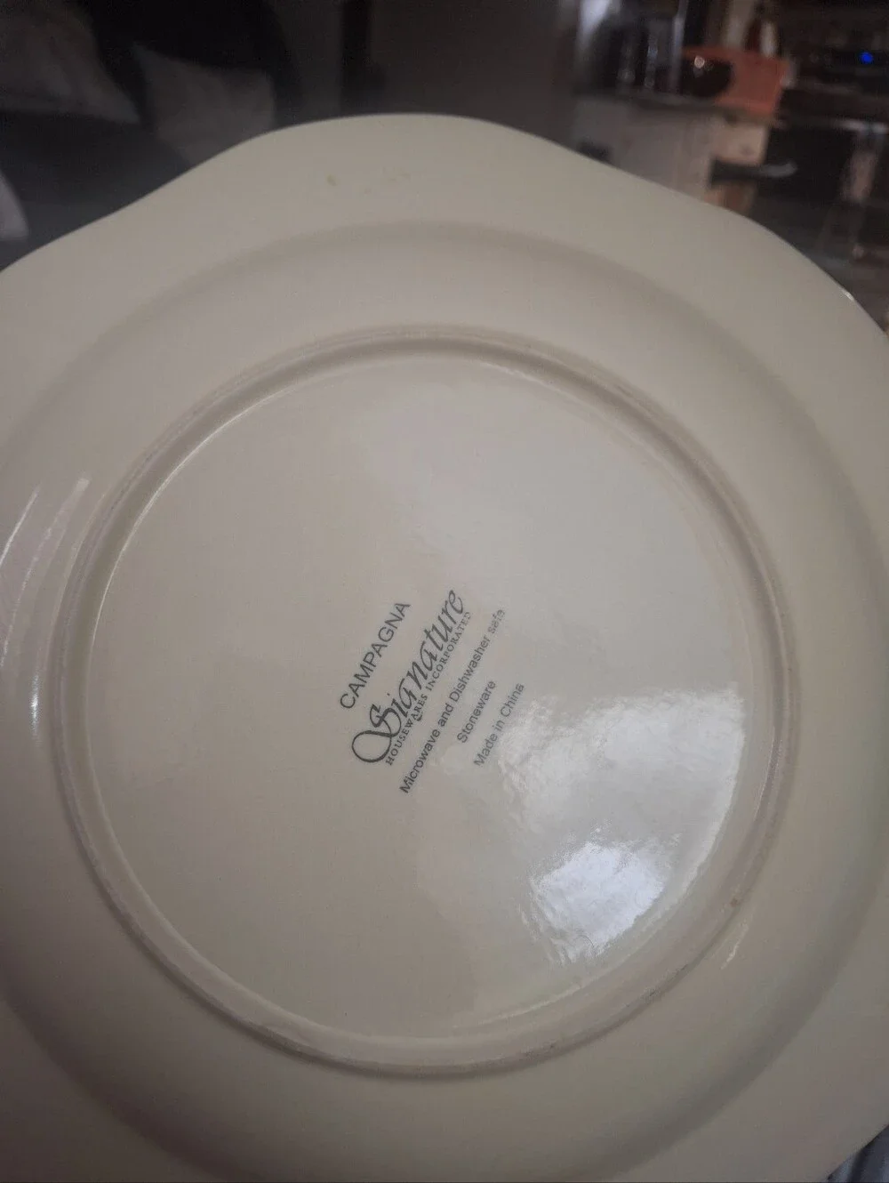 Cream Embossed Leaf Ceramic Dinner Plate And Lunch
